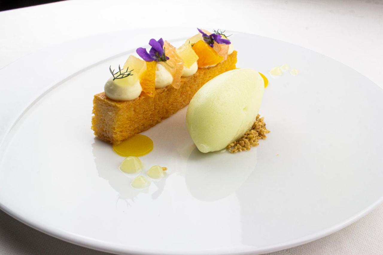 Chateau D'Origny, Chambres D'Hotes Et Restaurant Gastronomique Ouches エクステリア 写真