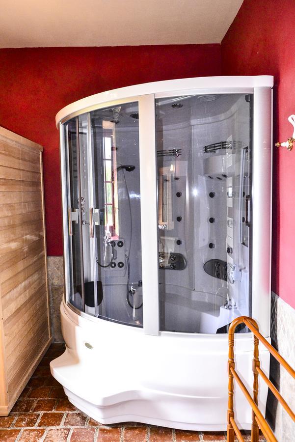 Chateau D'Origny, Chambres D'Hotes Et Restaurant Gastronomique Ouches エクステリア 写真