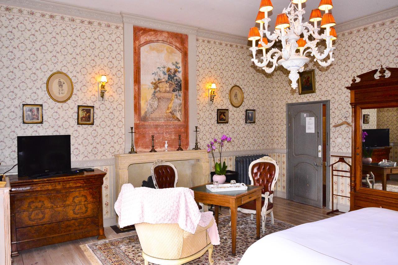 Chateau D'Origny, Chambres D'Hotes Et Restaurant Gastronomique Ouches エクステリア 写真