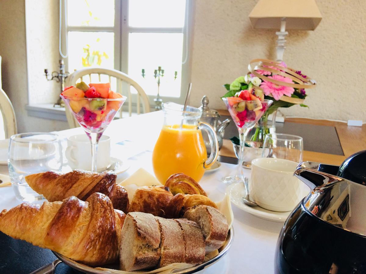 Chateau D'Origny, Chambres D'Hotes Et Restaurant Gastronomique Ouches エクステリア 写真