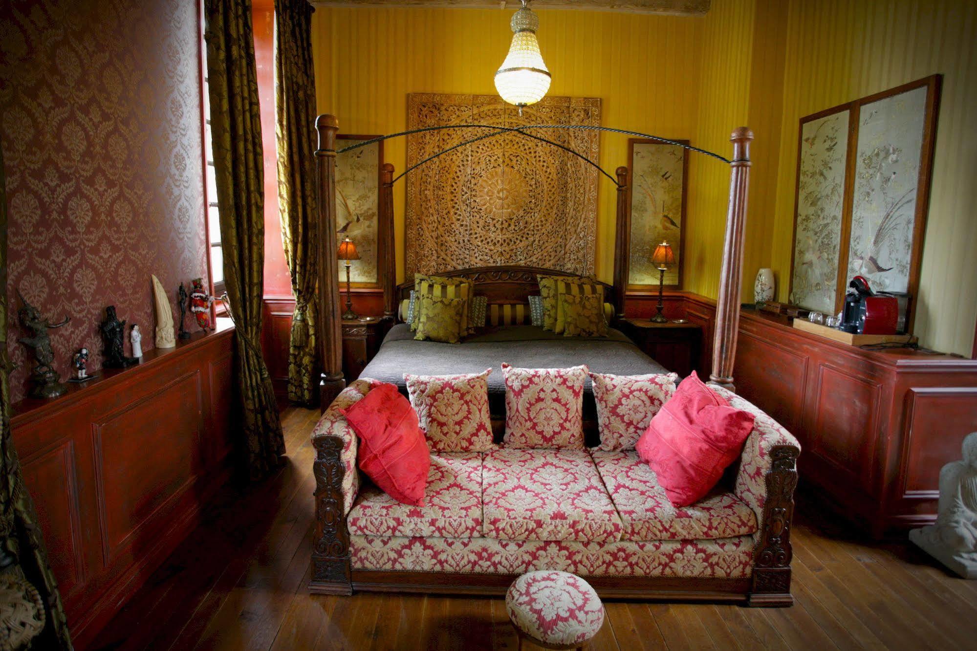 Chateau D'Origny, Chambres D'Hotes Et Restaurant Gastronomique Ouches エクステリア 写真